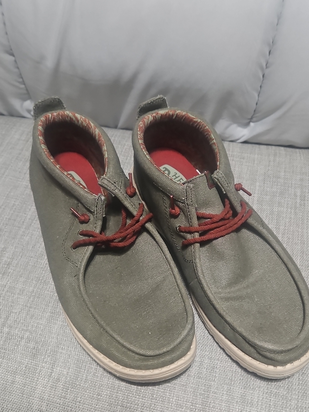 Hey Dude Wally Mid Wax Canvas Olive Green w/ Rust Laces  Mens Size 12